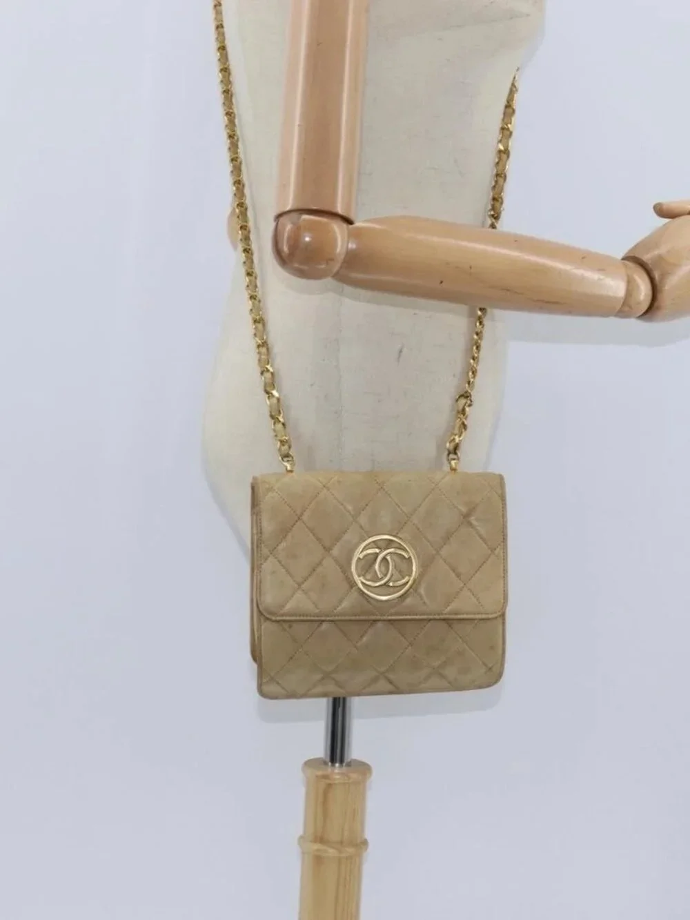 CHANEL Matelasse Chain Shoulder Bag Lamb Skin Beige Gold CC Auth 149120